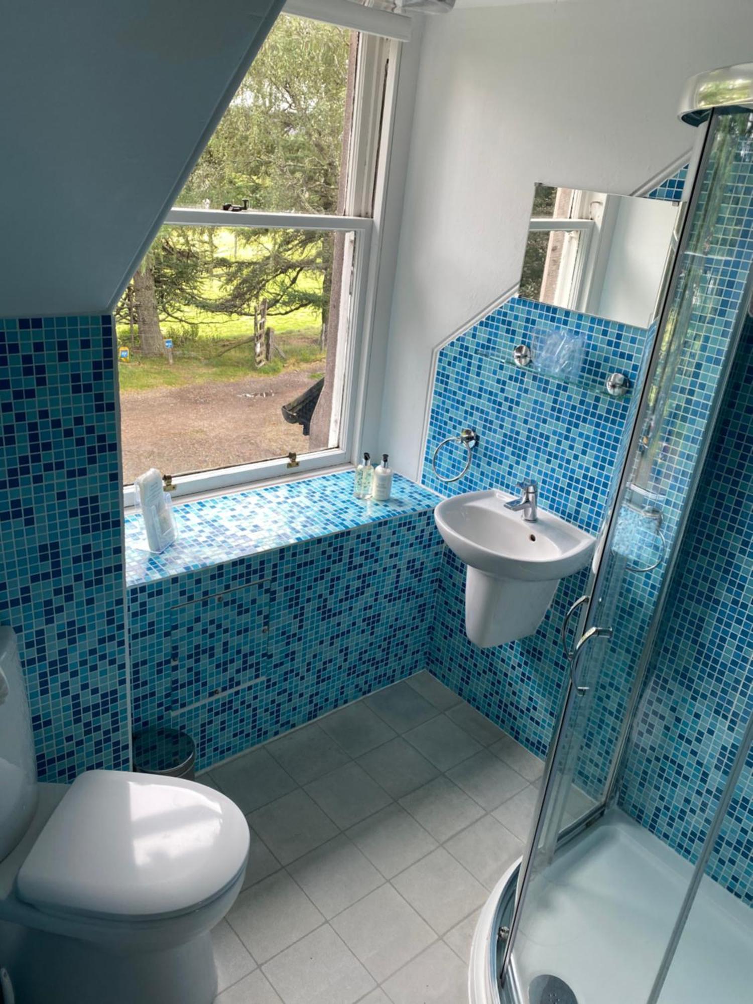 Glenan Lodge Self Catering Tomatin المظهر الخارجي الصورة